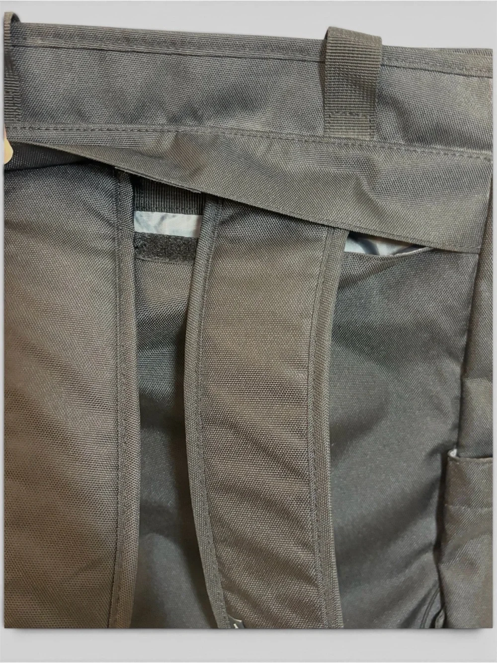 Eddie Bauer Black Canvas Tote Bag Brown Accent Handles - converts to a back pack